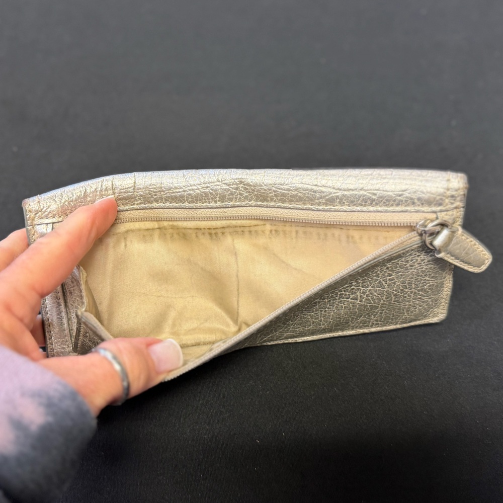 Coach Silver Wallet - Picture 3 of 9
